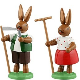 Ellmann Hasenpaar mit Rechen und Sense Ellmann Hasenpaar mit Rechen und Sense