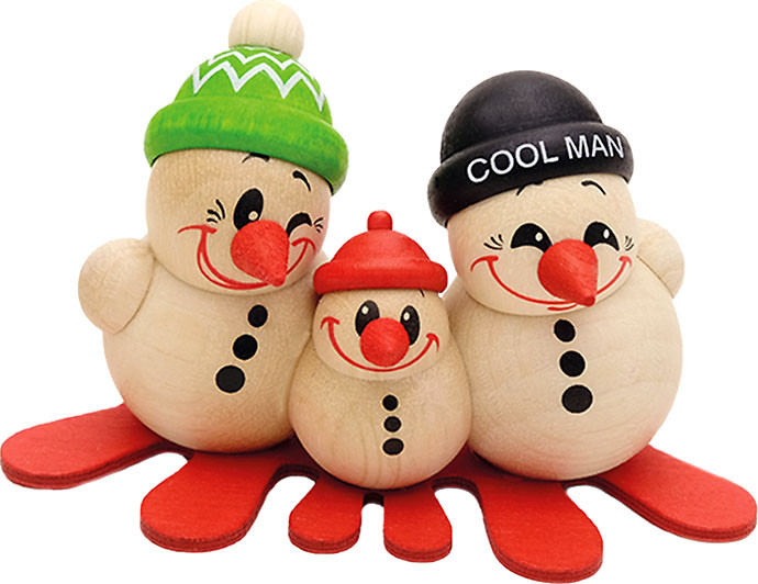 Karsten Braune Holzfigur Cool Man - Family auf Ski Karsten Braune Holzfigur Cool Man - Family auf Ski