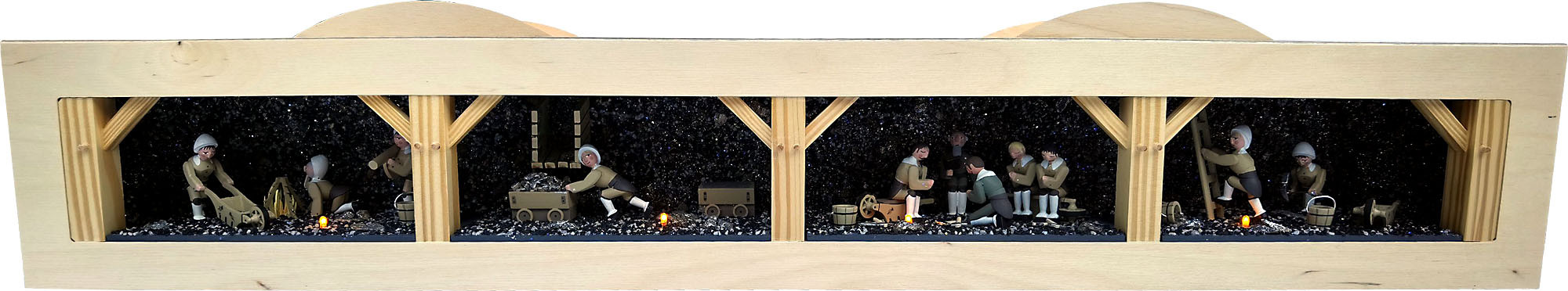 Manufaktur Klaus Kolbe Sockel mit betenden Bergleuten - für Schwibbögen bis 70 cm Manufaktur Klaus Kolbe Sockel mit betenden Bergleuten - für Schwibbögen bis 70 cm