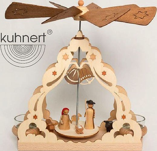 Drechslerei Kuhnert Teelichtpyramide mit Krippe Drechslerei Kuhnert Teelichtpyramide mit Krippe