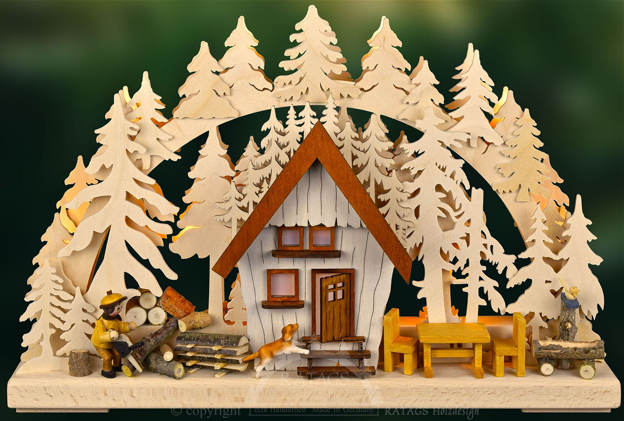 Ratags 3D-Schwibbogen Waldhaus mit Forstarbeiter, klein Ratags 3D-Schwibbogen Waldhaus mit Forstarbeiter, klein