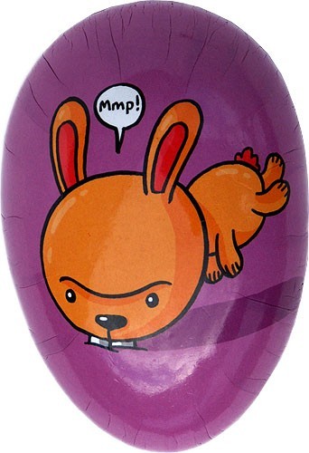 Nestler Osterei Comic lila - liegender Hase, 12 cm Nestler Osterei Comic lila - liegender Hase, 12 cm